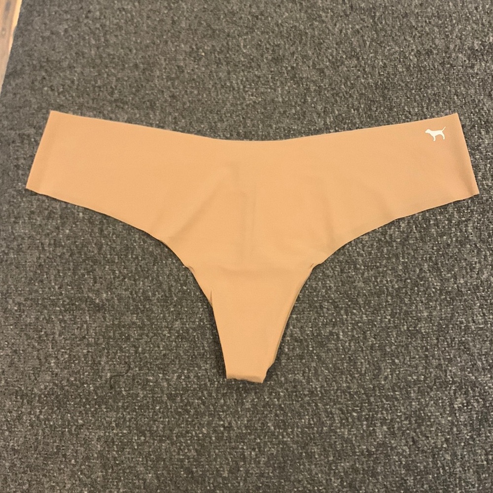 NWOT Victoria’s Secret PINK Seamless Thong (XXL)